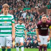 Lawrence Shankland shouts at Arne Engels