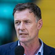 Chris Sutton has called for immediate transfer business to recruit another striker